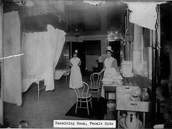 Female Receiving Room 1910
The Samuel Berg Collection
On Newark City Hospital/Martland Medical Center 1882-1963
