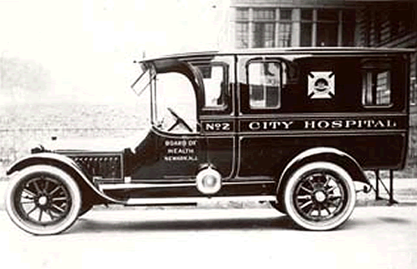 Ambulance 1914
From: The Samuel Berg Collection
On Newark City Hospital/Martland Medical Center 1882-1963
