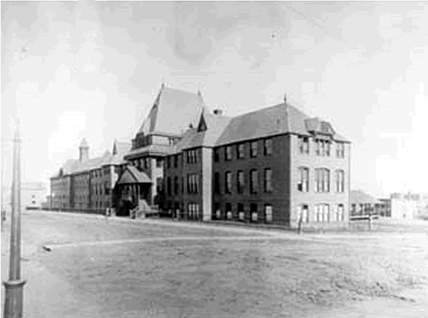 Front View 1895
From: The Samuel Berg Collection
On Newark City Hospital/Martland Medical Center 1882-1963
